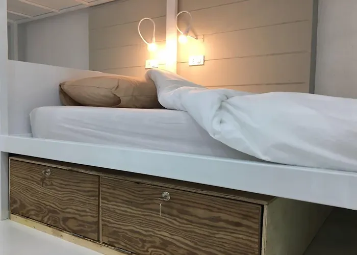 Rabbitat Albergue Banguecoque